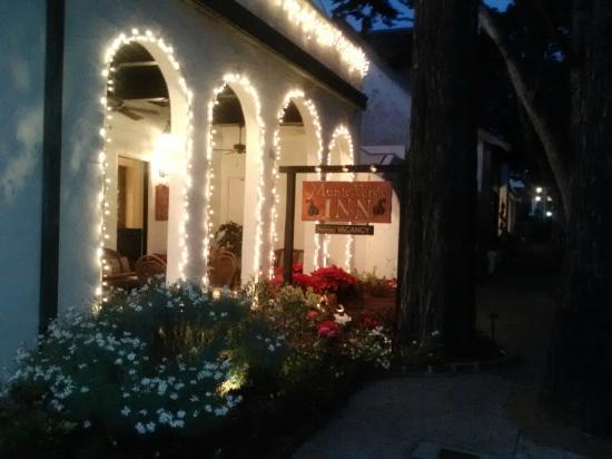 Monte Verde Inn Monte Verde between Ocean & 7th (831) 624-6046 • (800) 328-7707 • website Monte Verde Inn and Casa de Carmel are ideal for romantic getaways, honeymoons, families with children, vacations with friends, personal retreats, and business travelers alike. 