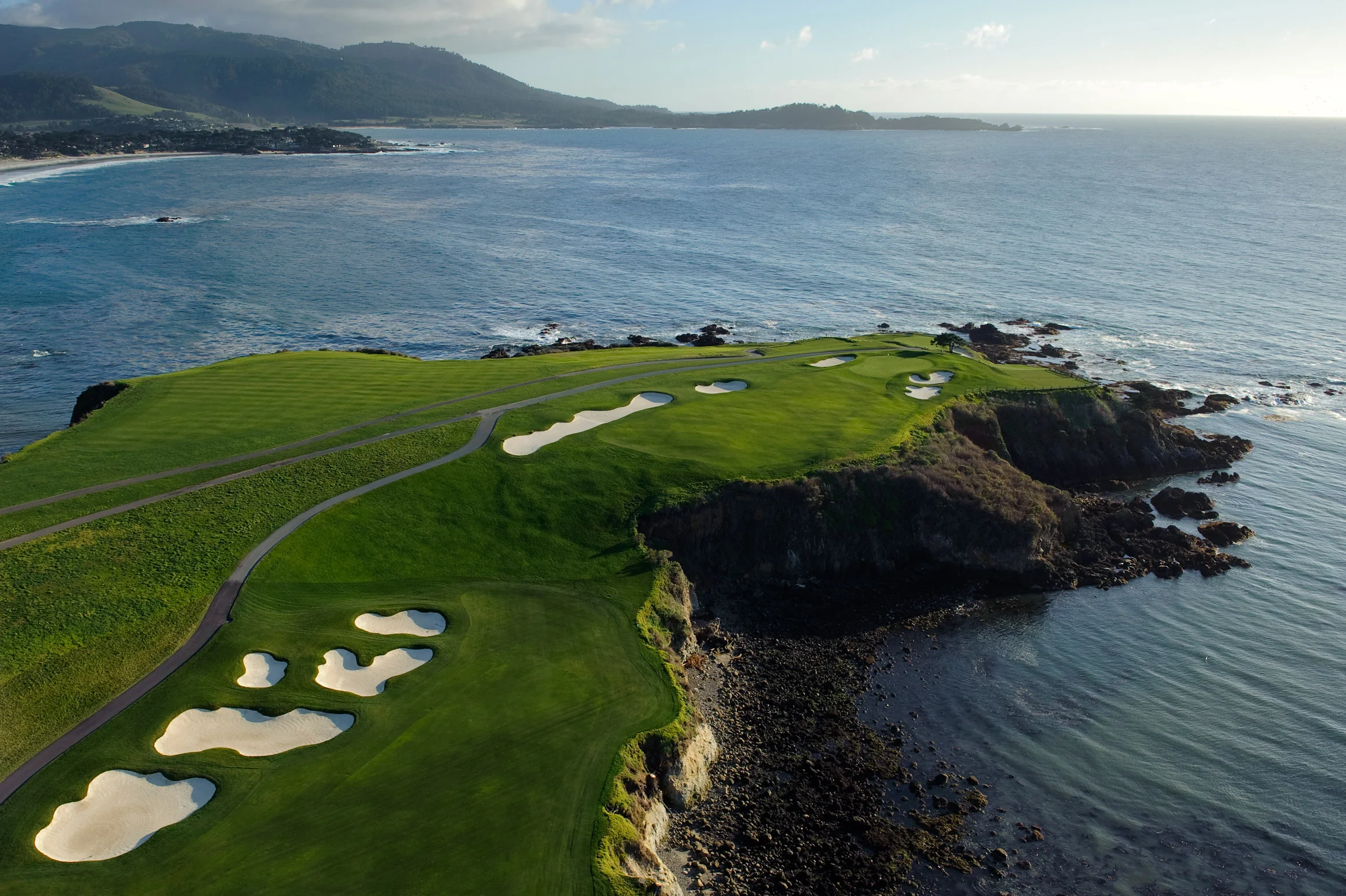 Pebble-Beach-Golf1.jpg