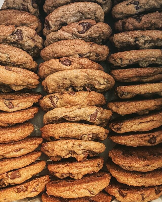 Delivered these beauties to Carroll Hospital. They were ordered as a surprise for nurses working on the front lines if this virus.  We are Tastefully Thankful we were able to deliver a smile.

If you haven't had our chocolate chip cookies before, you