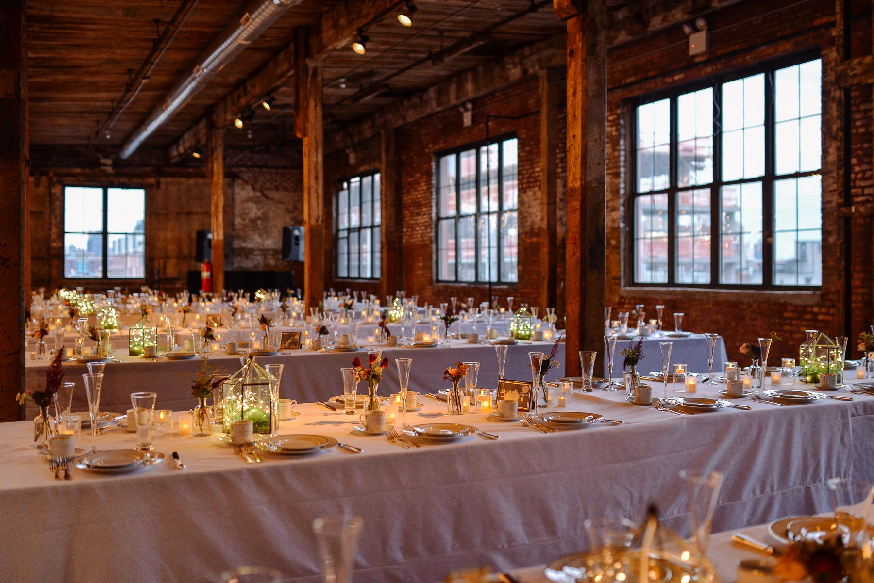 greenpoint-loft-brooklyn-wedding-photos-18.jpg