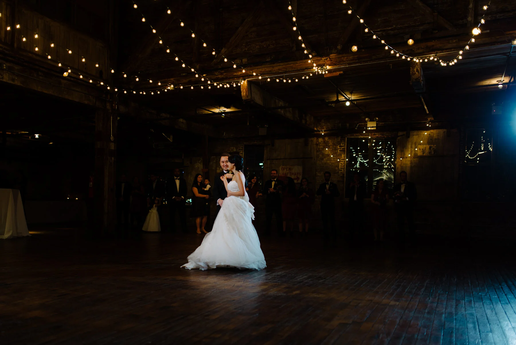greenpoint-loft-brooklyn-wedding-photos-40.jpg