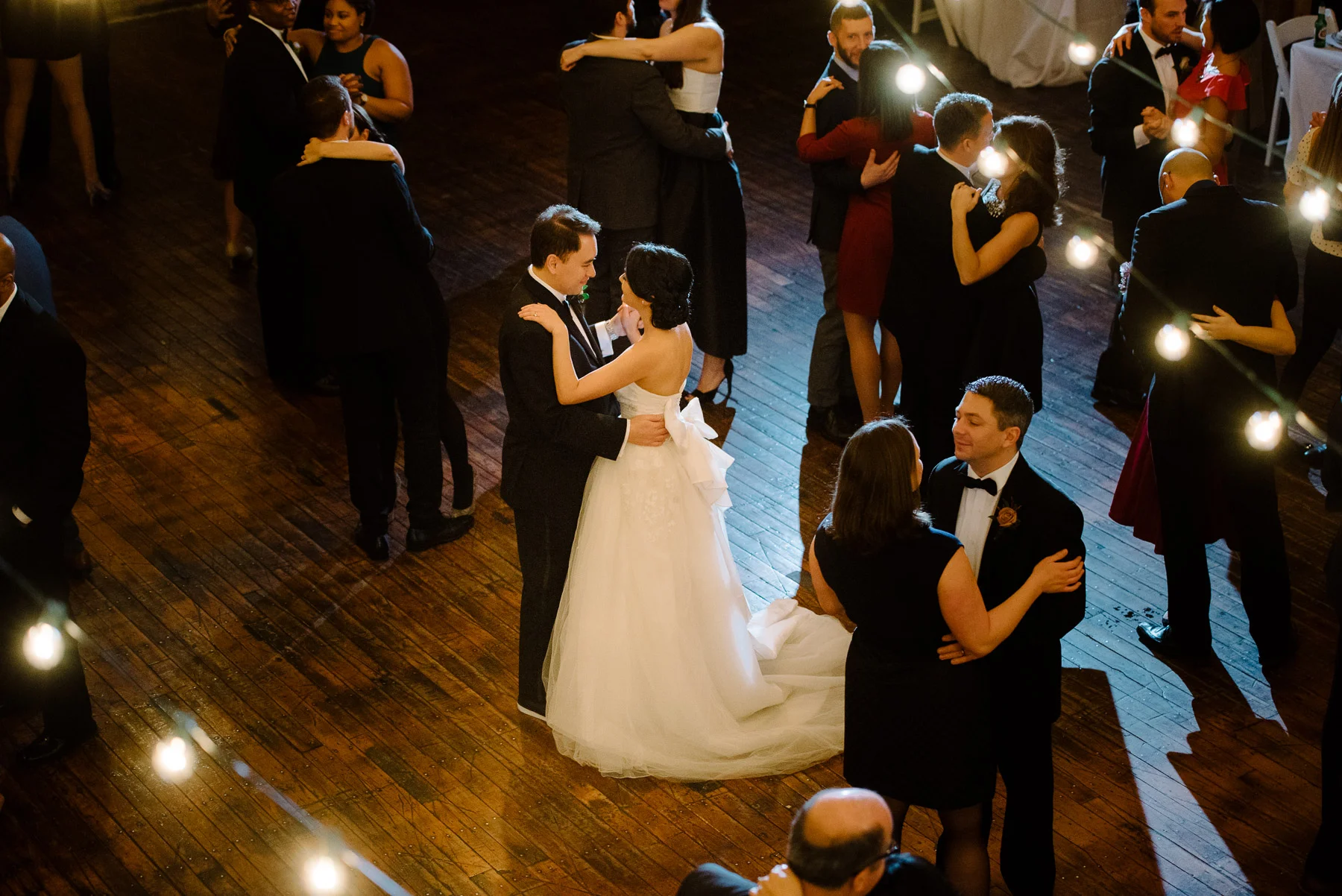 greenpoint-loft-brooklyn-wedding-photos-41.jpg
