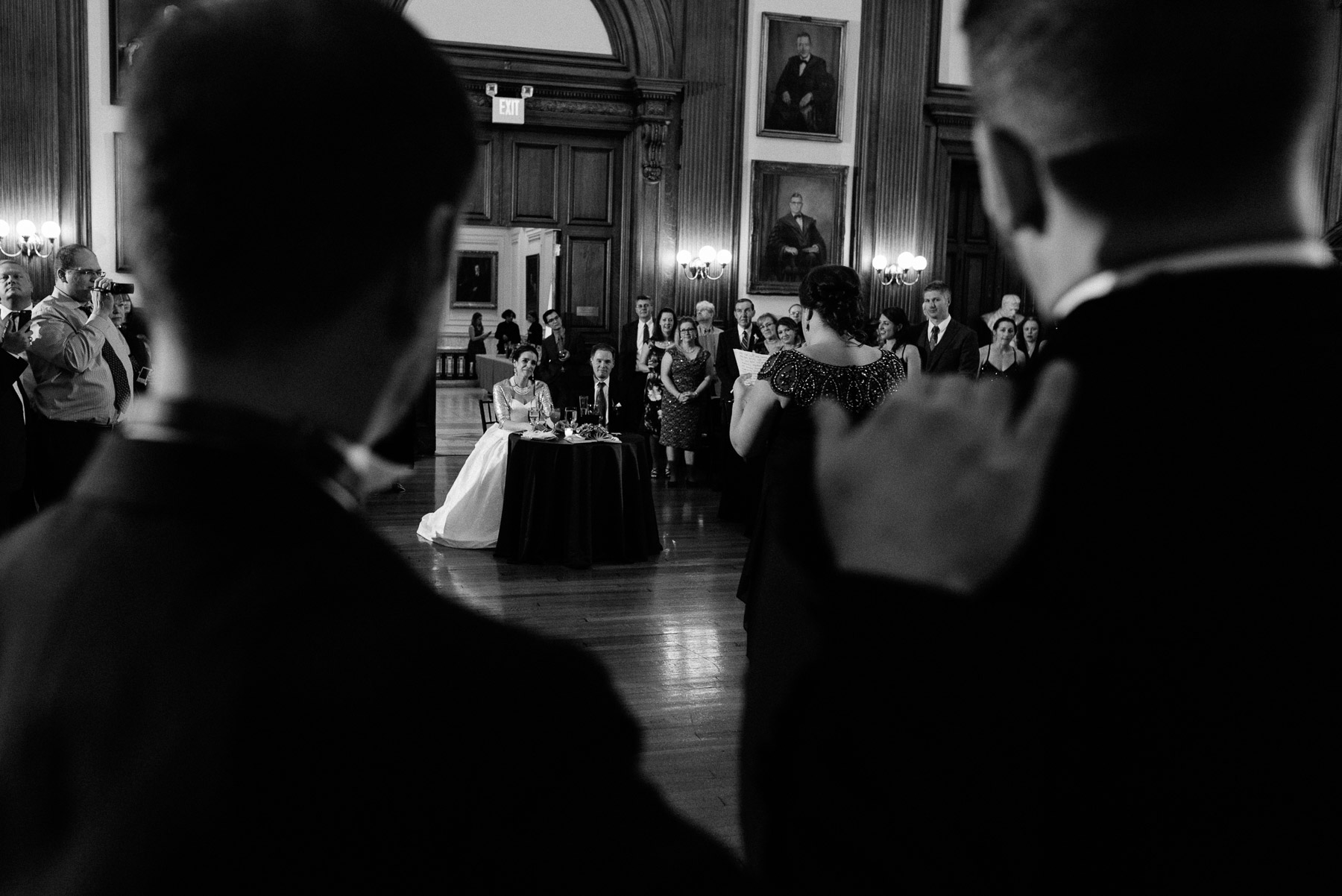 college-physicians-wedding-32.jpg