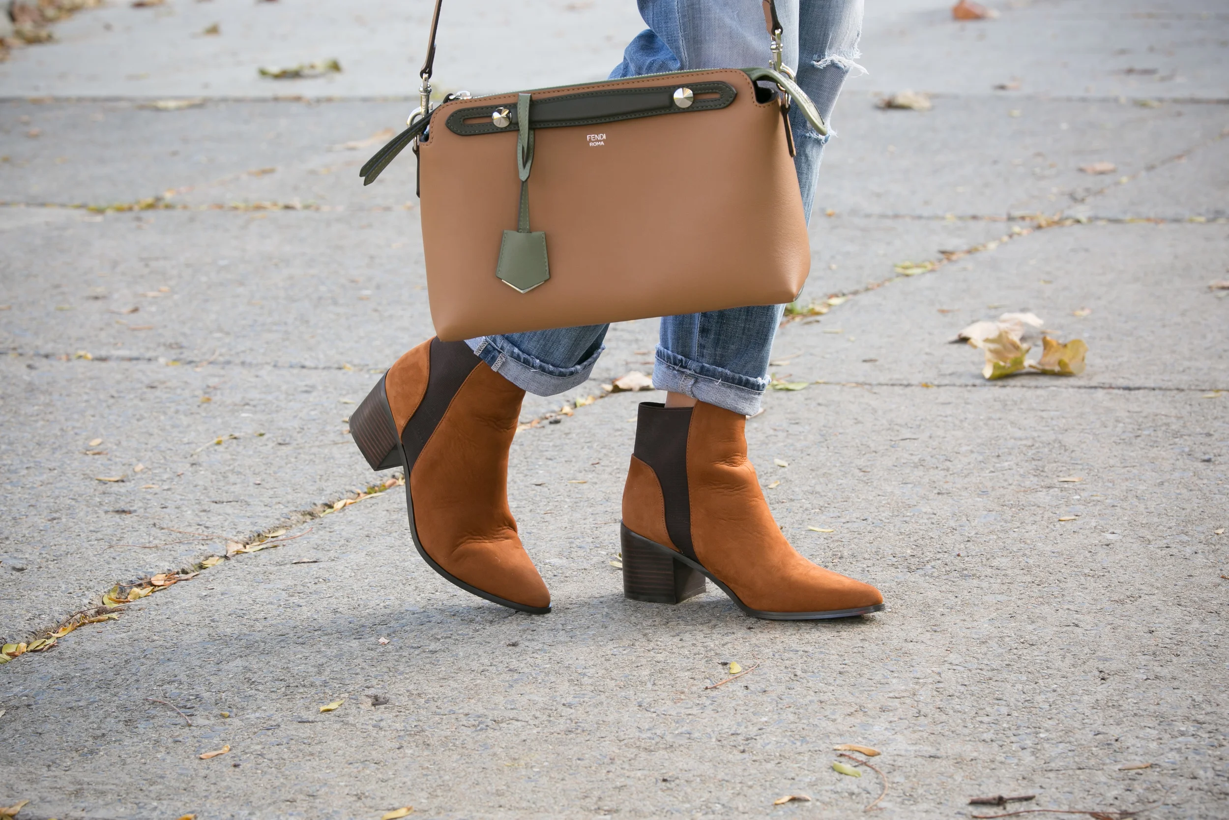 Sweater: Current/Elliott |Denim:Citizens of Humanity( Similar )|Boots: Aldo |Bag:Fendi ( Similar ) Dino Petrocelli Photography