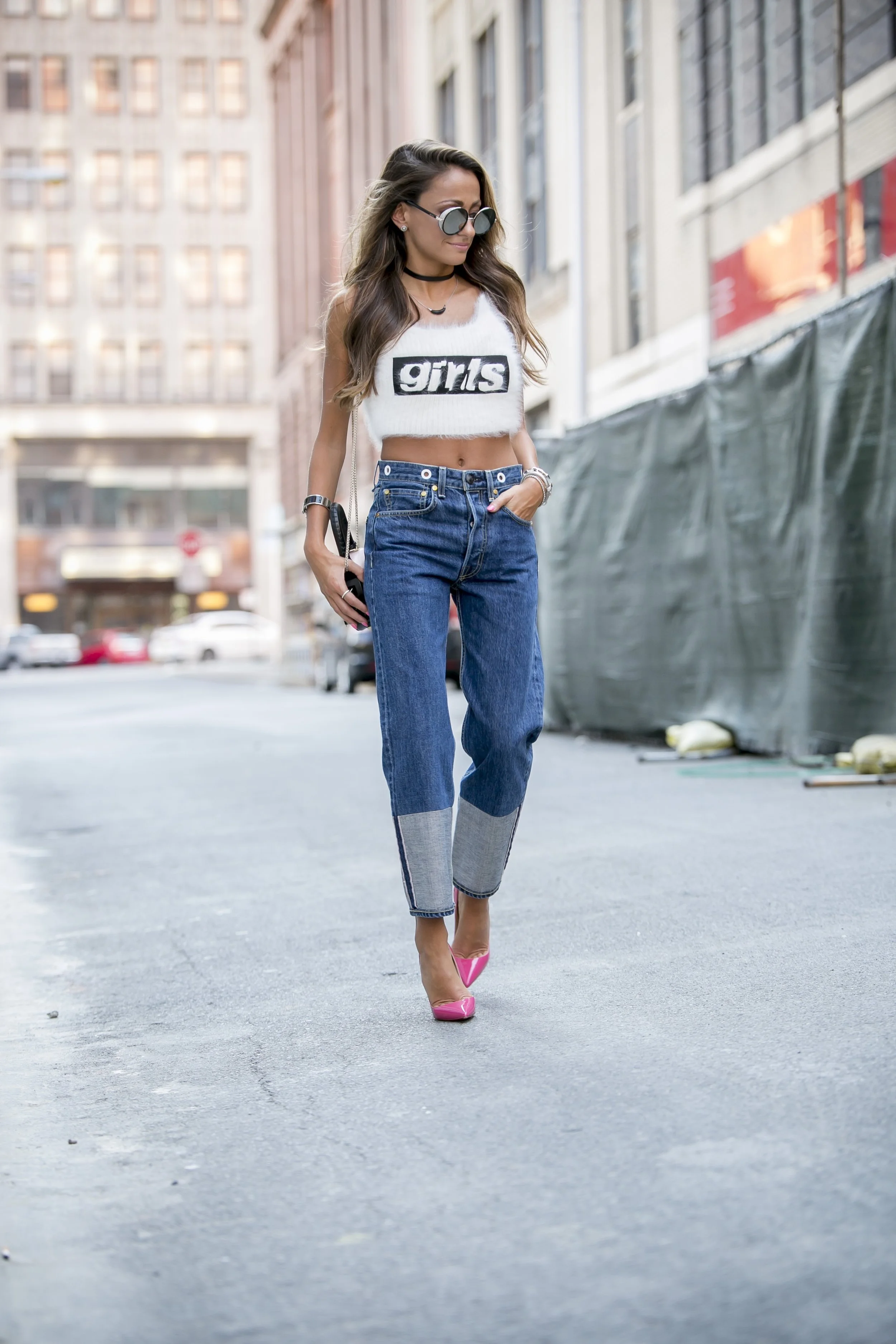 Tank: Alexander Wang |Jeans: Rag&Bone |Pumps: Christian Louboutin |Sunnies: Jimmy Choo |Bag: Salar Dino Petrocelli Photography