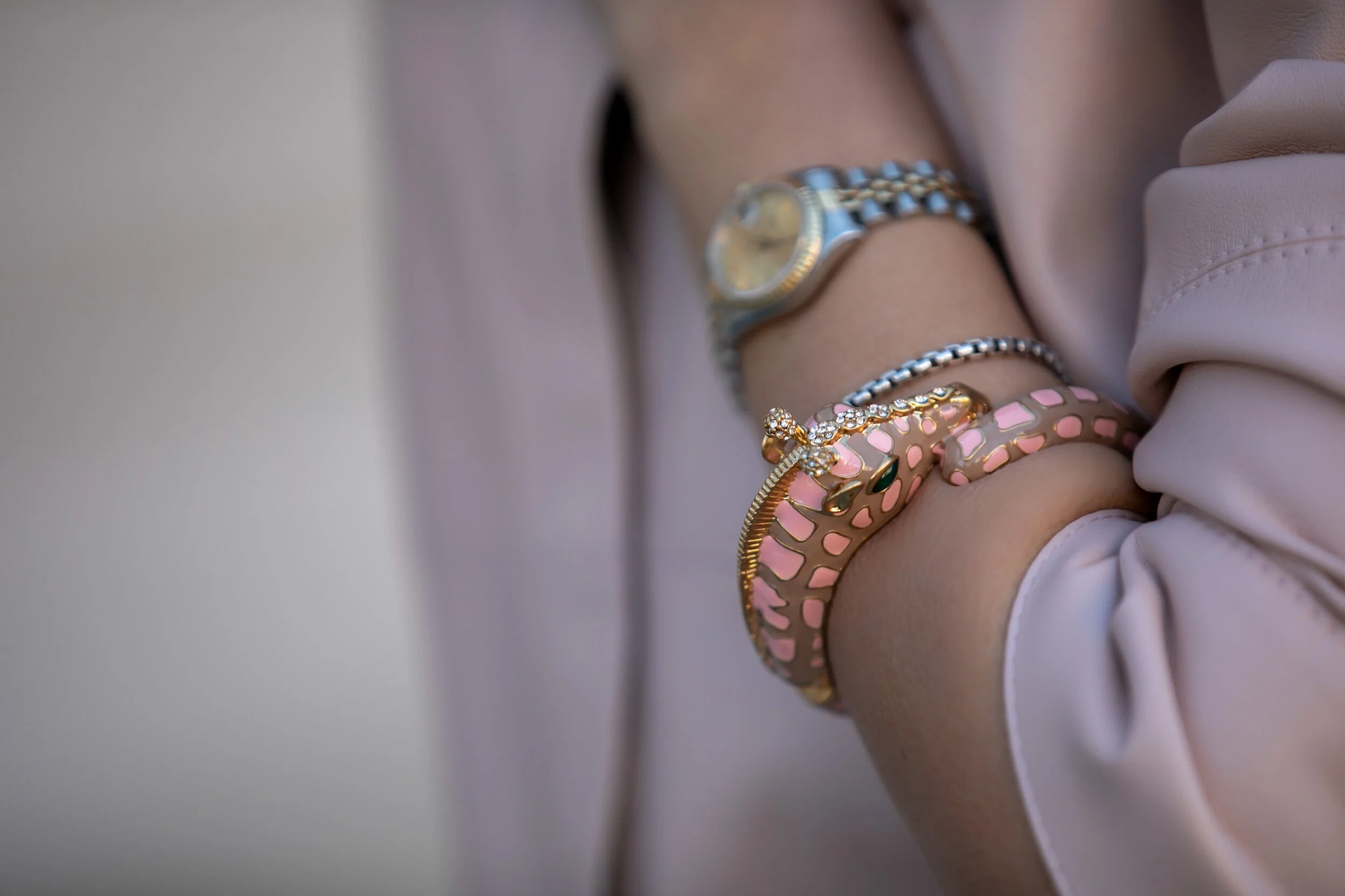 The Right Cuff