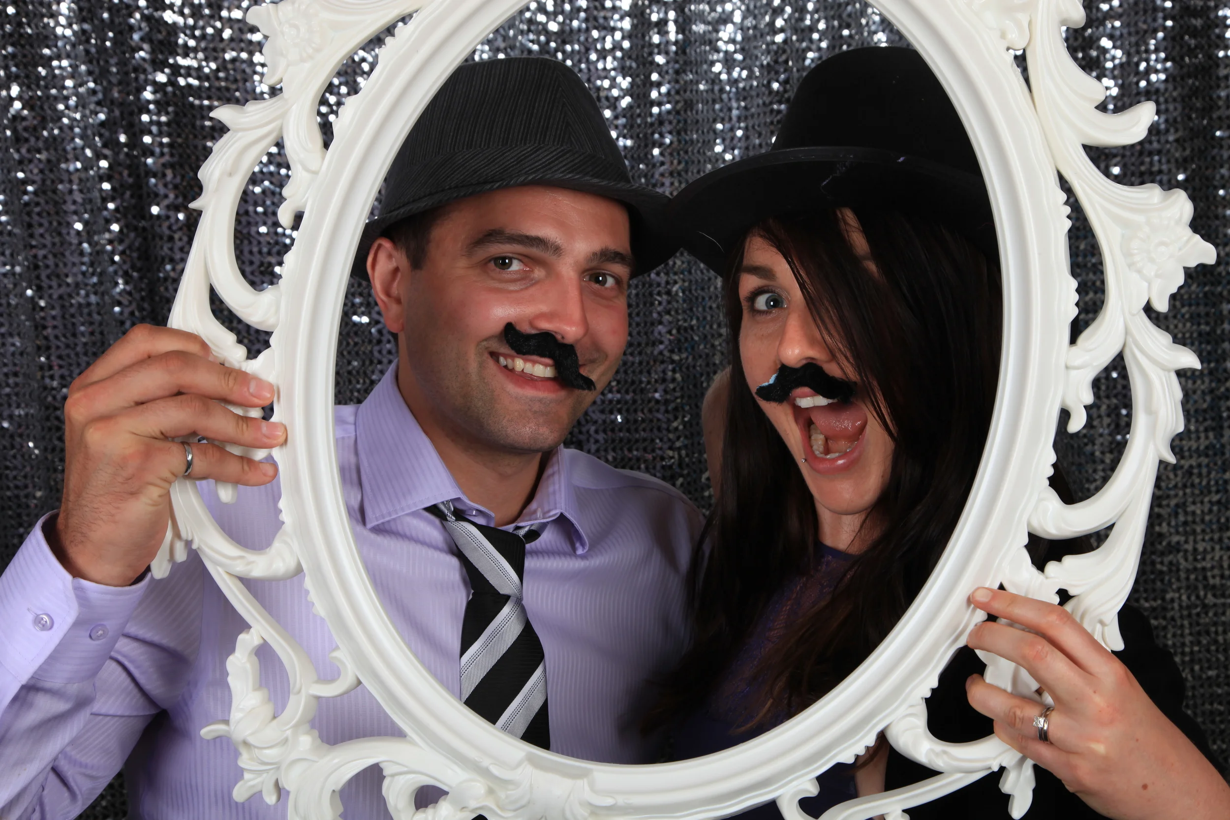 206-(cathy-mike-photobooth).jpg