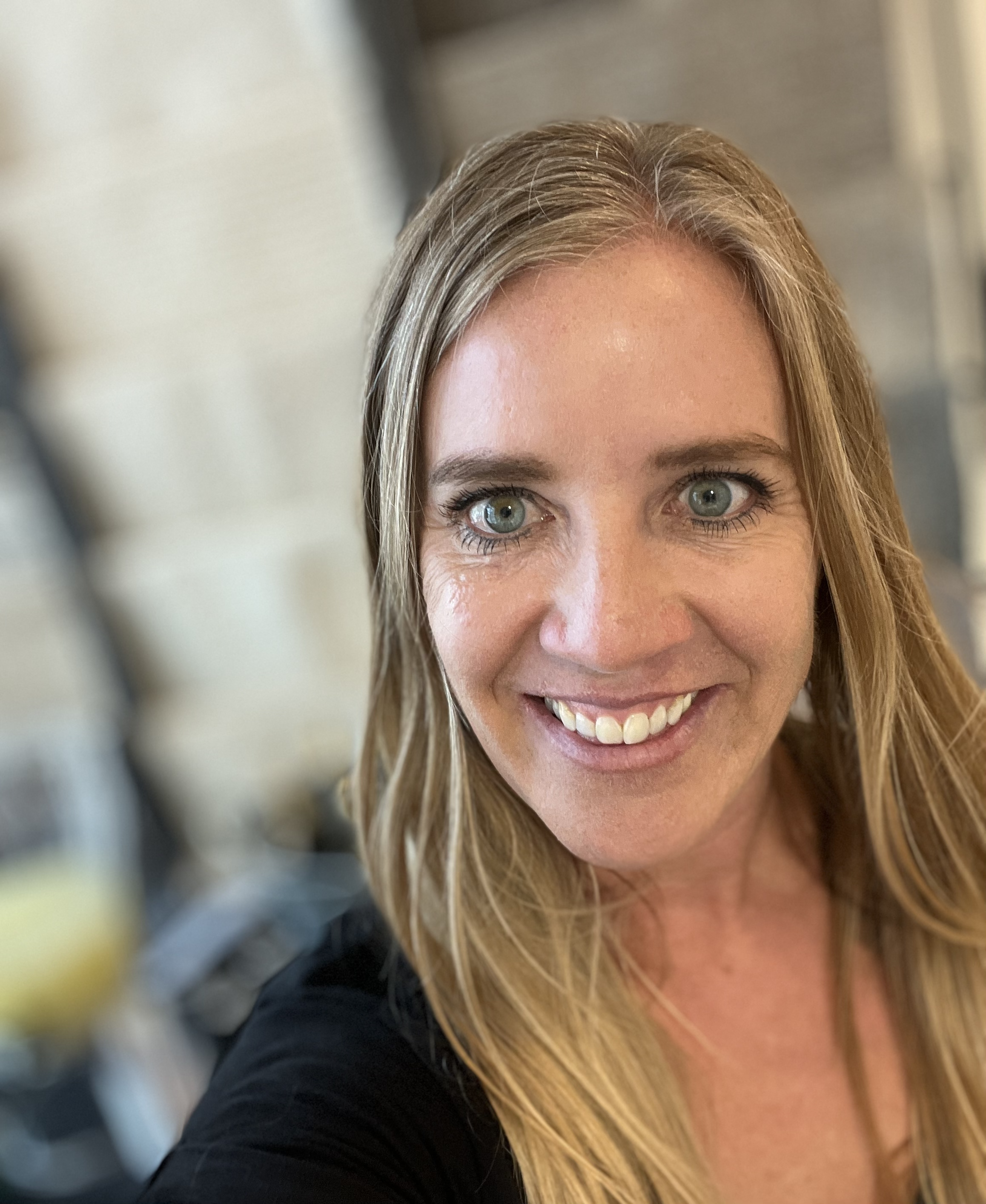 Kristi_T_Austin_Event_Wedding_Bartender.png