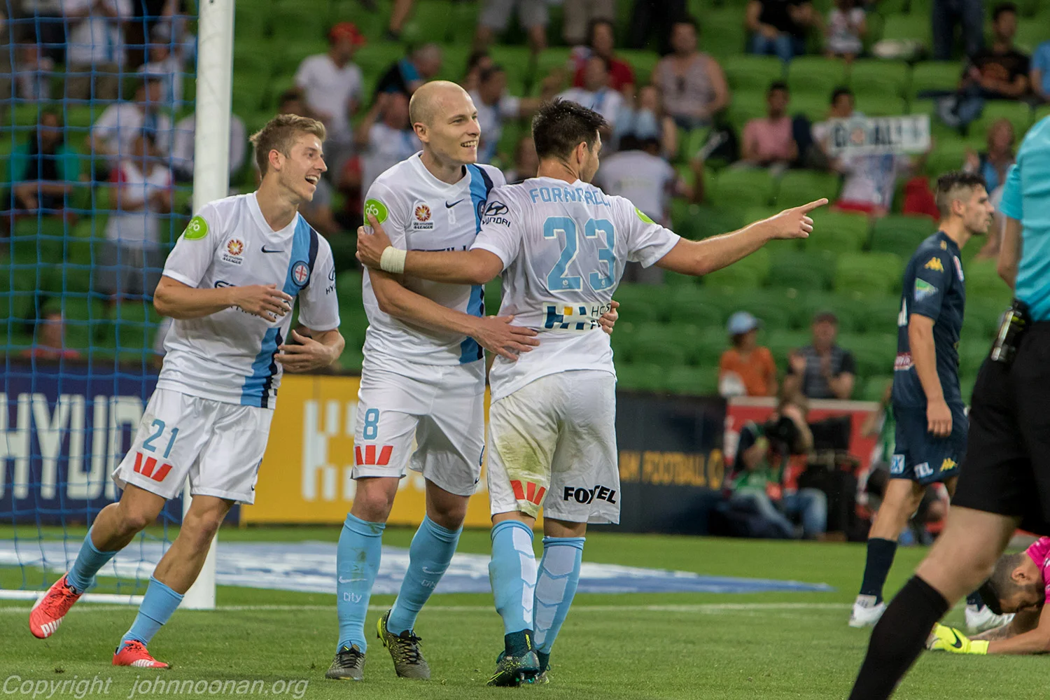 JN7L5838_01.jpg