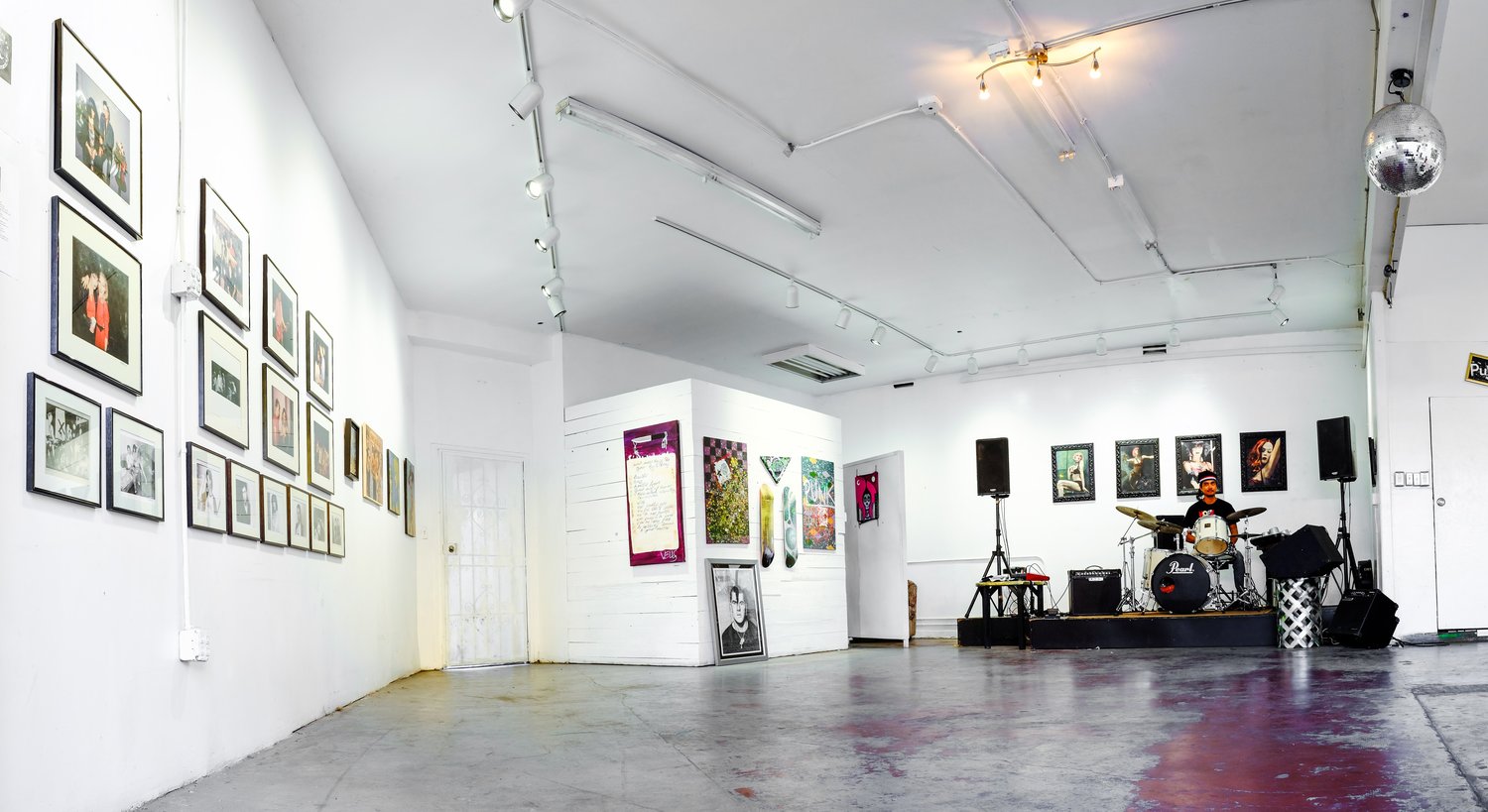 artistic fence and gate showroom.jpg