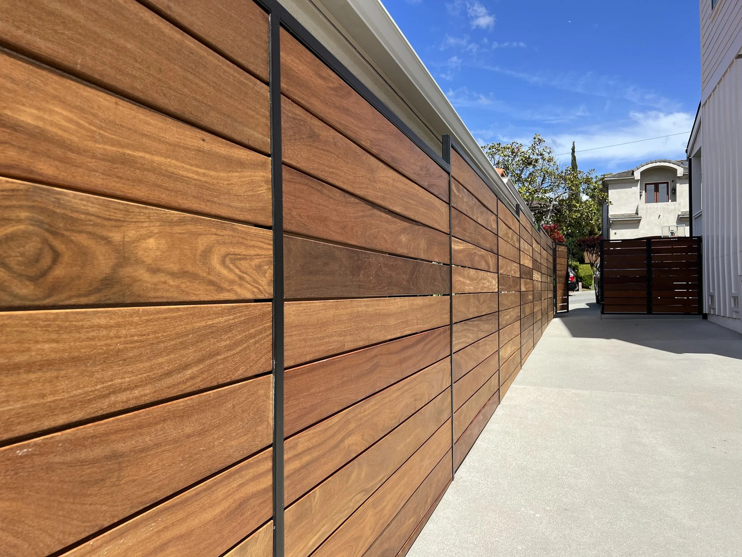 Refinish or Replace? How to Tell If Your LA Fence Can Still Be Saved