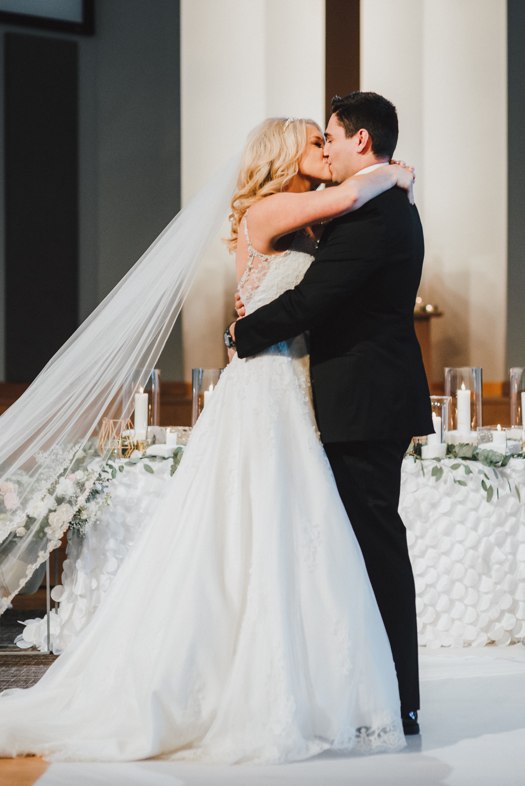 ubcalumnicentre-spring-wedding-33.jpg