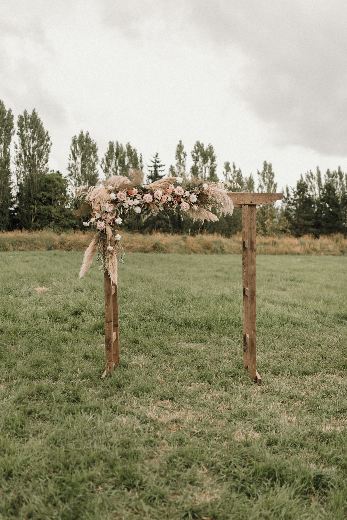 rustic-elegant-barn-wedding-thekoebels-35.jpg