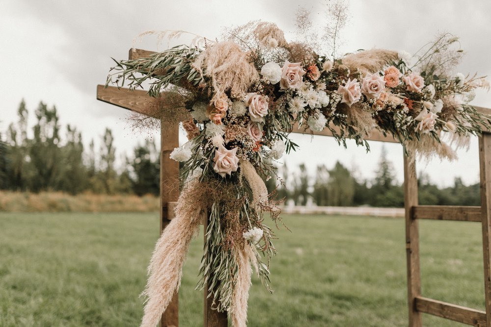 rustic-elegant-barn-wedding-thekoebels-37.jpg