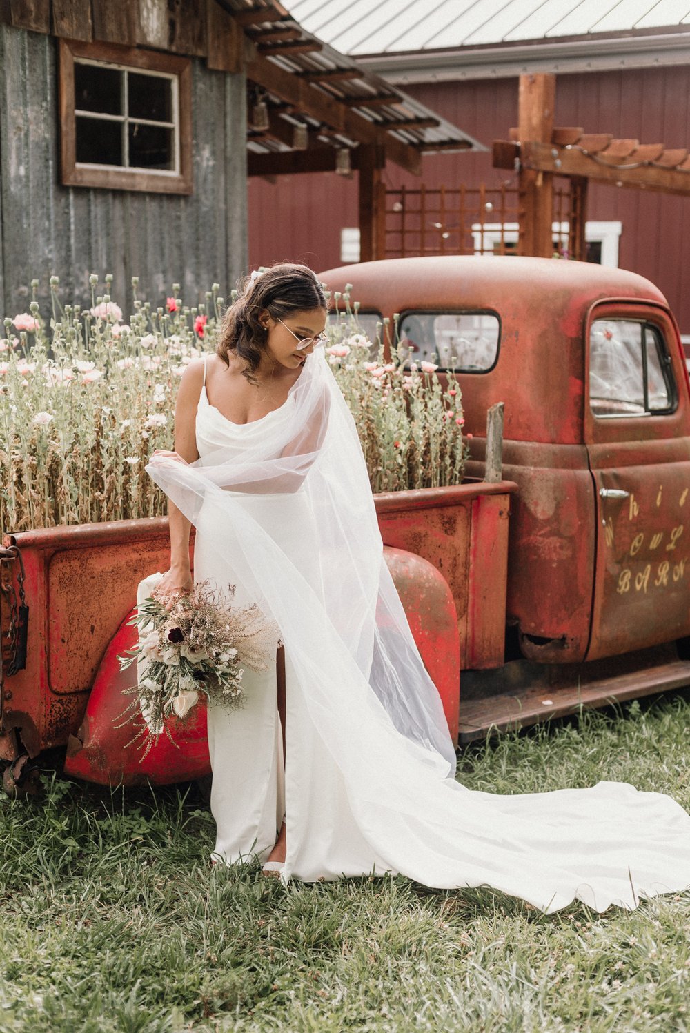 rustic-elegant-barn-wedding-thekoebels-85.jpg