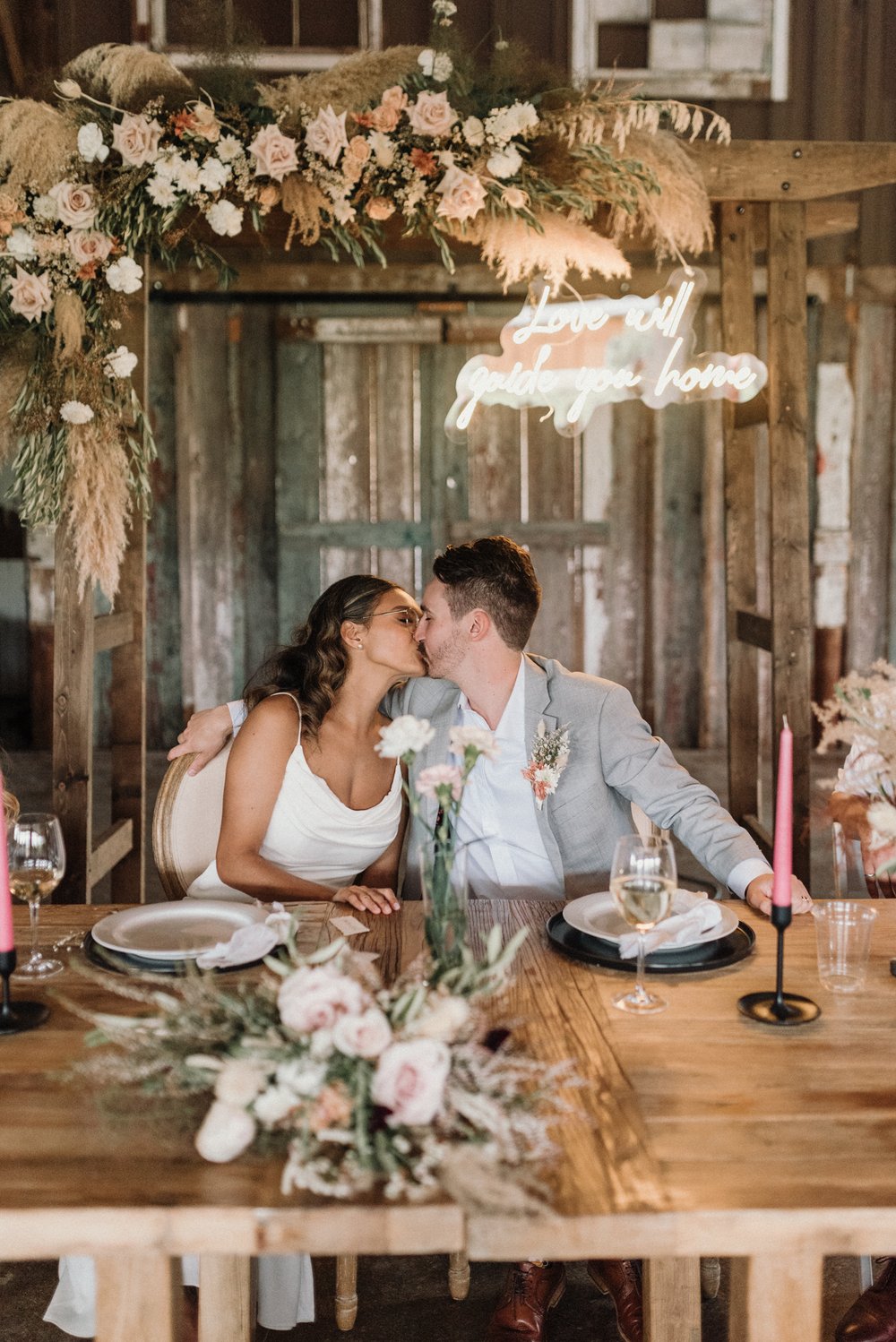 rustic-elegant-barn-wedding-thekoebels-108.jpg