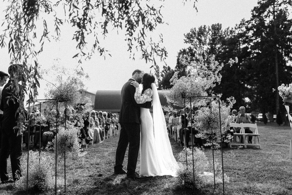 romantic-barn-wedding-brianick-138.jpg