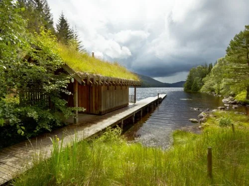 outdoorsanctuaries:

Studio G, Garden Design &amp; Landscape Design Inspiration » Garden Destinations: Corrour Lodge’s Wild Garden