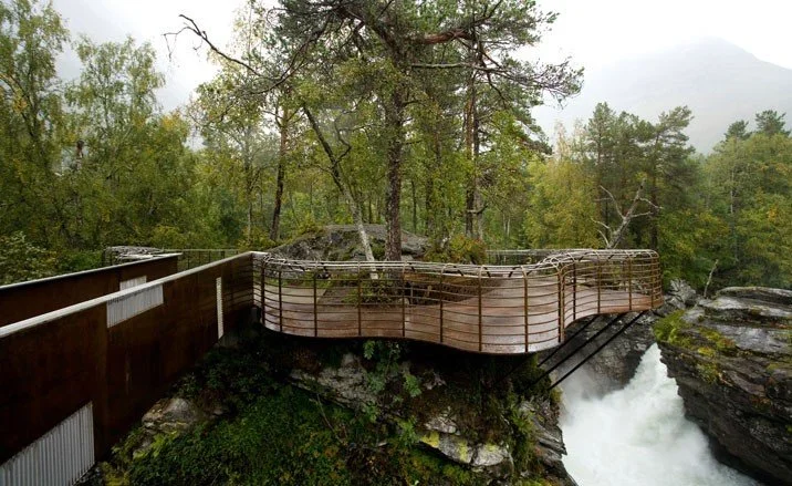 (via ulteriorprojects)