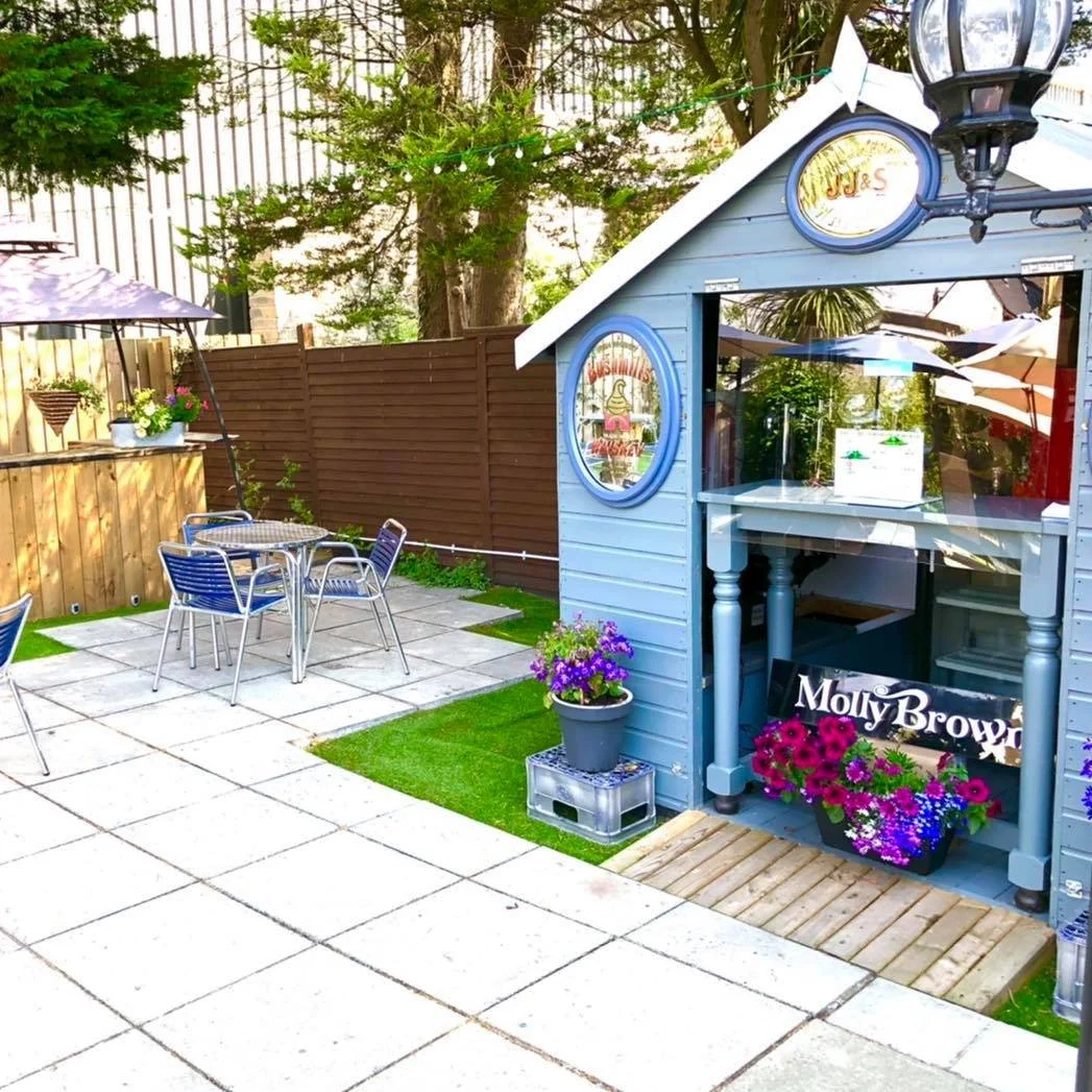 The Terrace at Molly Browns 2021.jpg