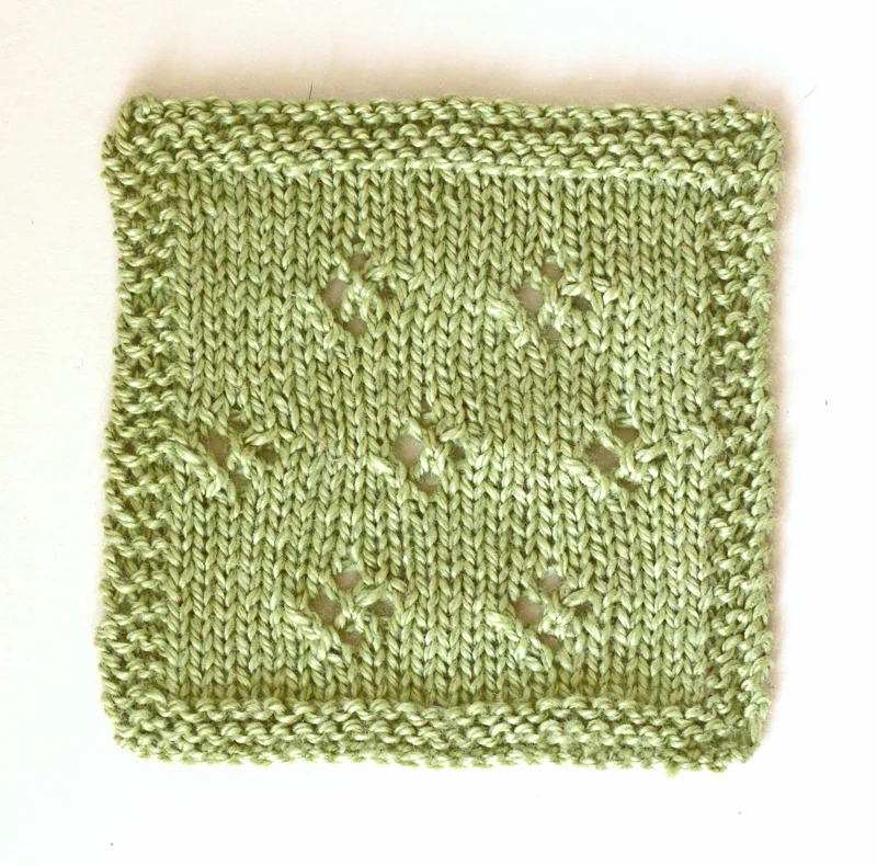 Simple lace swatch Scrumptious 4ply
