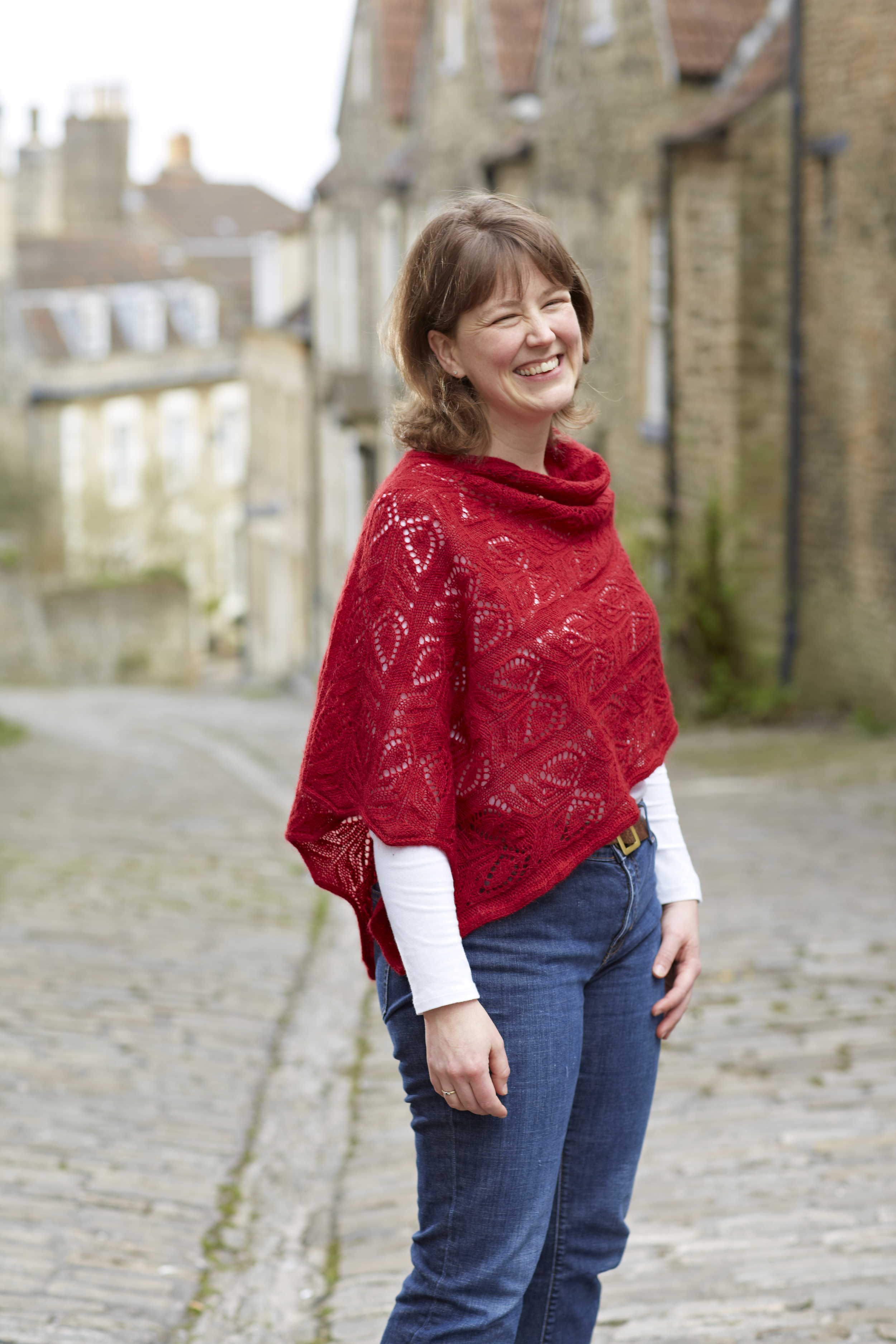 Jen, wearing her favourite design to date, her Redlynch shawl