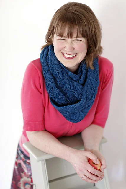 Jen wearing her Knotted Kernel Cowl in Scrumptious Aran
