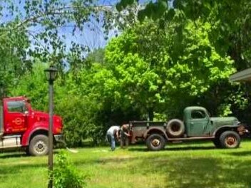 1947 Dodge WDX Powerwagon to the rescue!