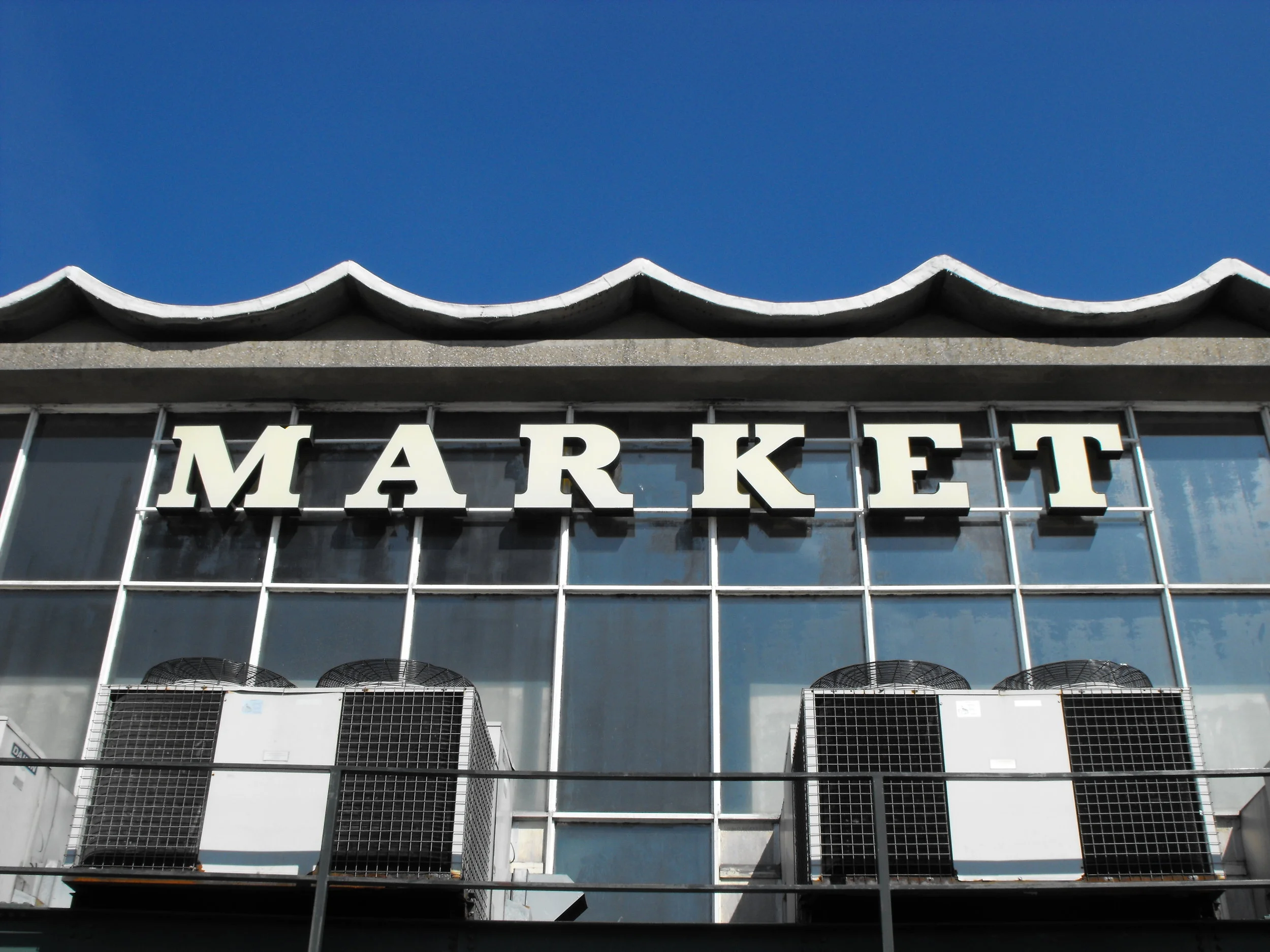 Blackburn_Market_April_2009_-author_(6).JPG
