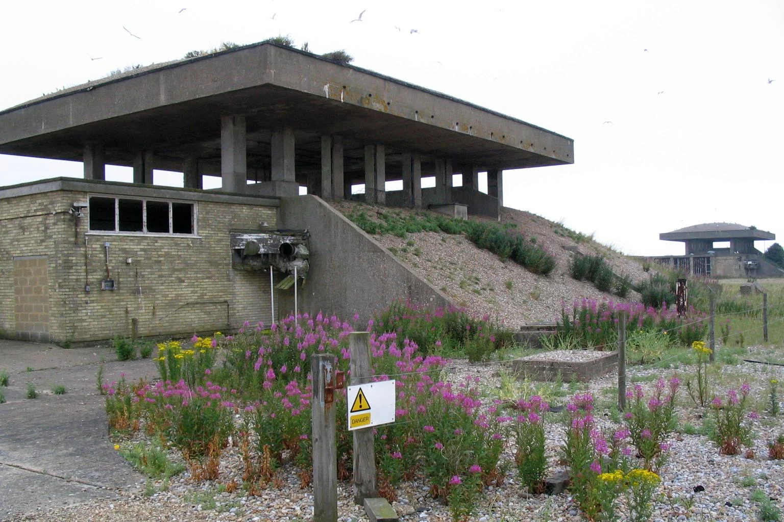 Orfordness Pagoda image courtesy of Cmglee