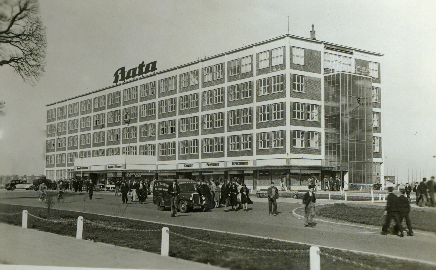 hotel1937.jpg
