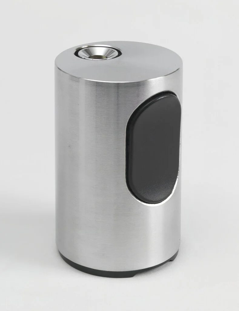 Table Lighter from 1968, an elegant design in black plastic and chrome plated metal. Photo Cooper Hewitt