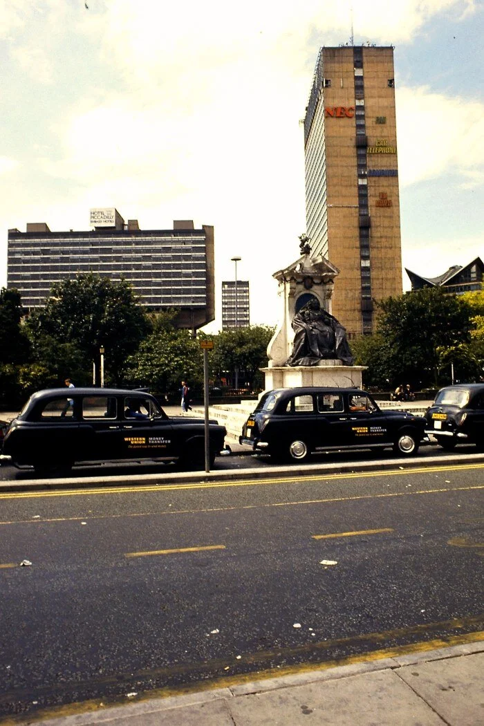 Piccadilly Gardens / Piccadilly Plaza