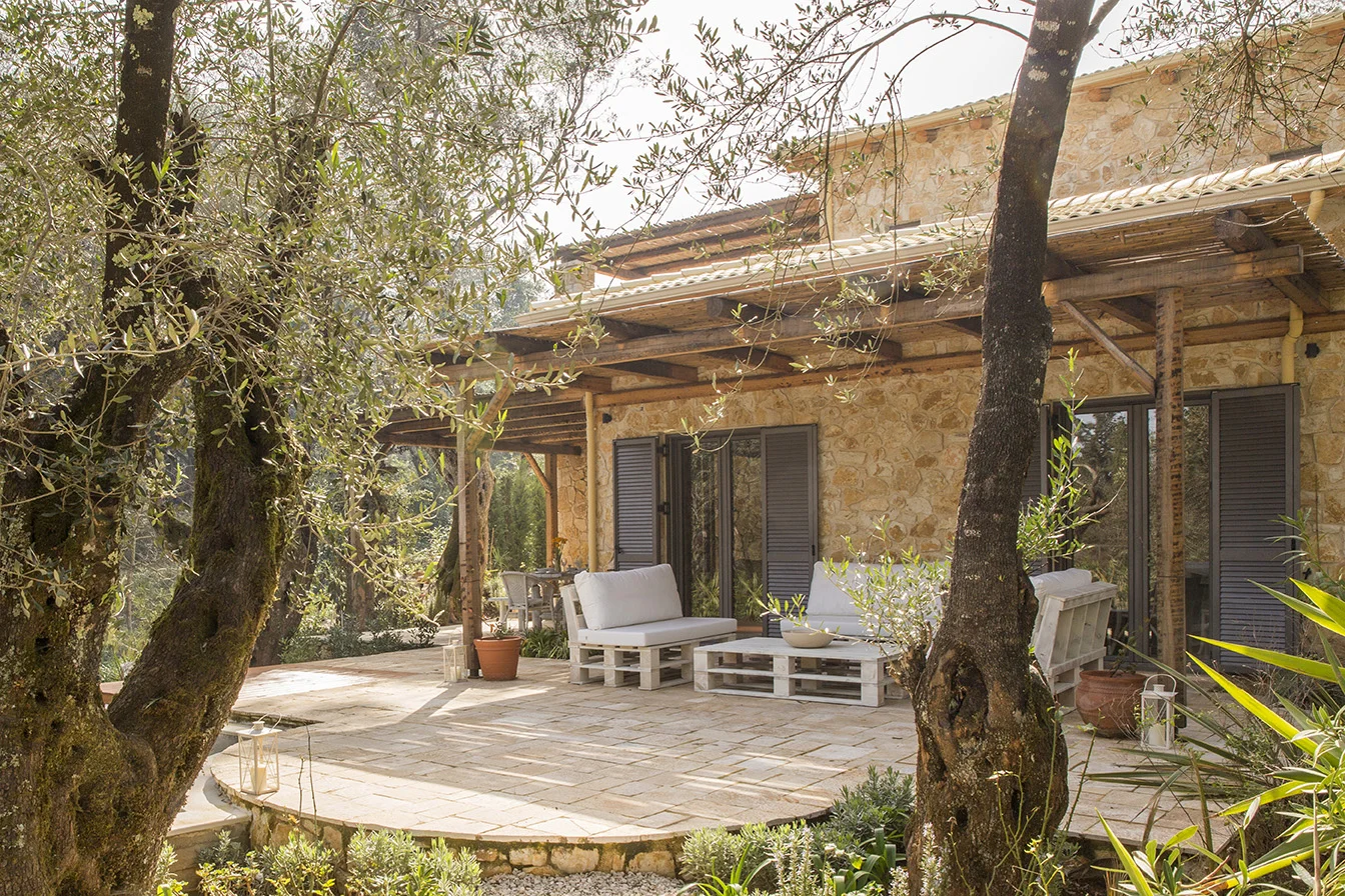 luxury-villa-for-sale-in-corfu.jpg