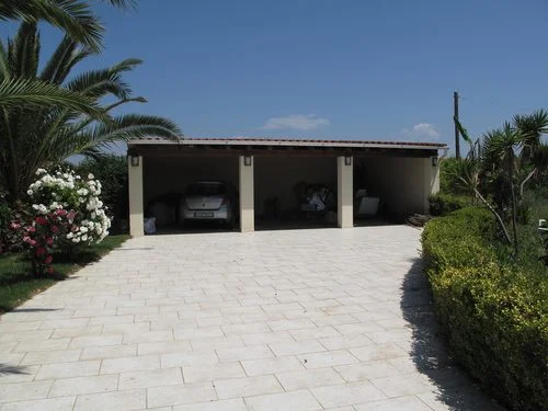 Garage.jpg