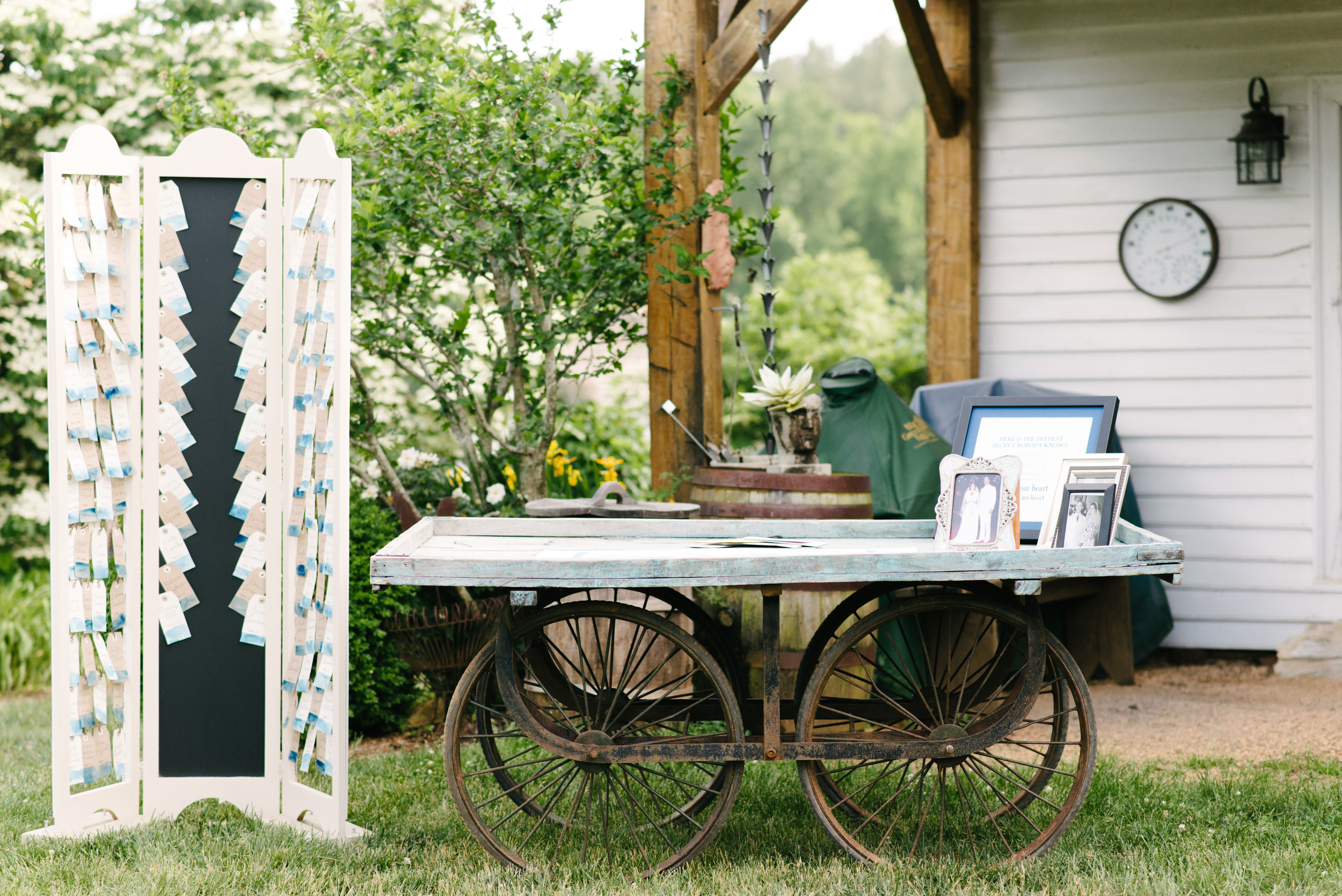 blue cart with escort cards.jpg