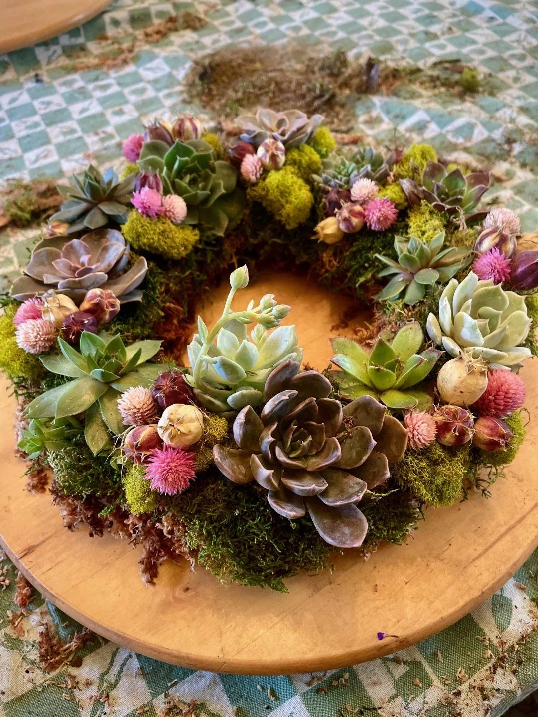 Succulent Wreath4.jpg