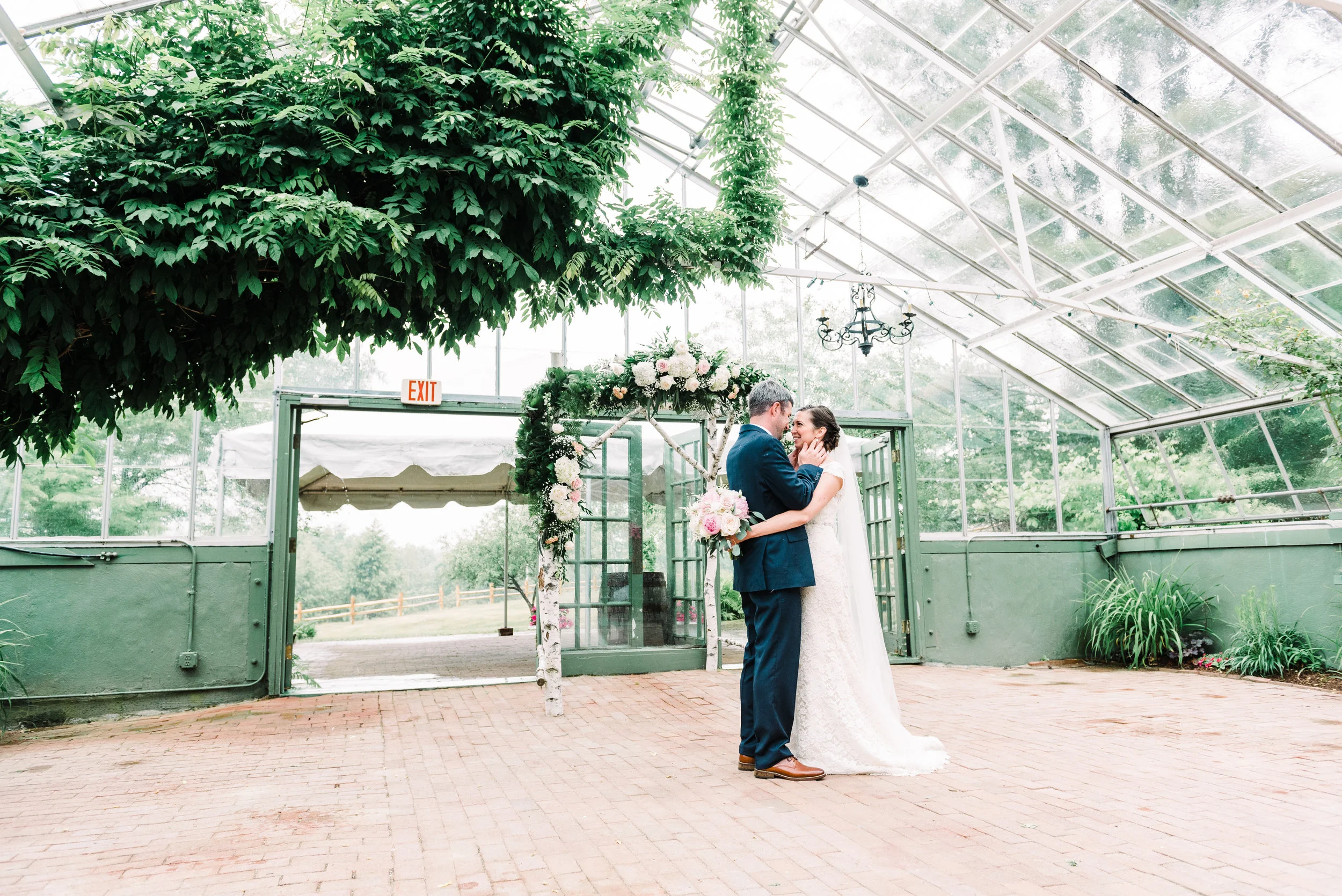 Jess + Donny // Common Mann Inn, Plymouth NH, Wedding