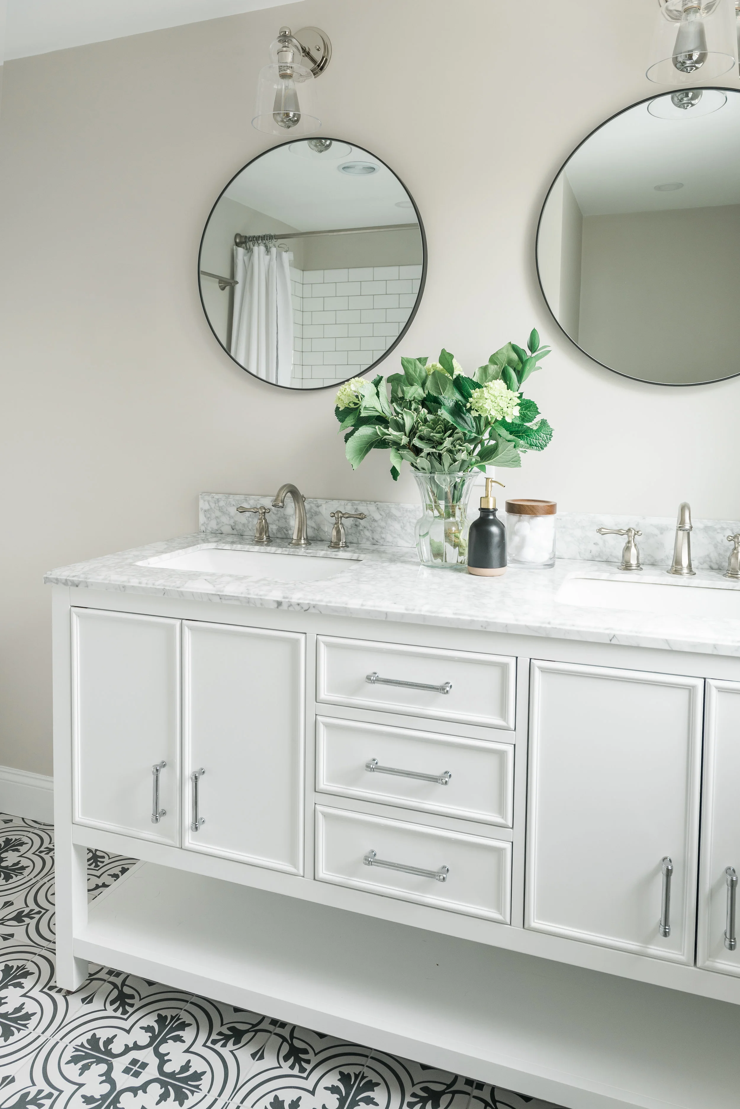 Bathroom-0009.jpg