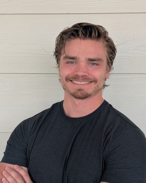 Meet our new trainer, Elijah! 
&quot;Hi! I'm Elijah, an ISSA-certified personal trainer. My specialty is in losing fat and gaining muscle.

I have more than ten years of exercise and gym experience, but for the first half of that, I made almost no pr