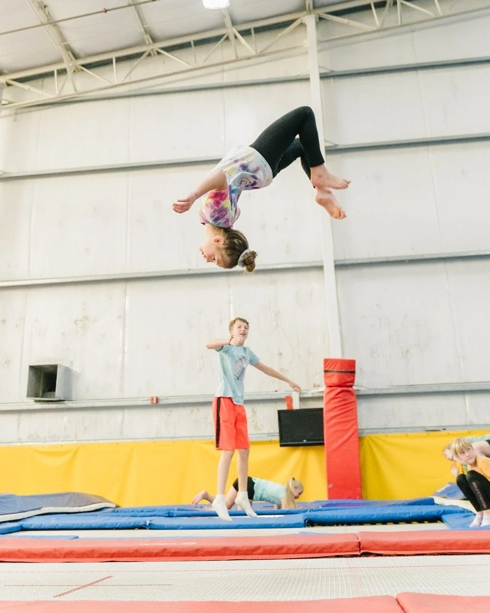 It&rsquo;s Competition Season! 🚀🤸&zwj;♂️
Did you know trampoline is an official Olympic sport&mdash;and Utah is one of its biggest powerhouses?
Our state has over 1,000 athletes, a rich legacy in the sport, and is home to world record holder Ruben 