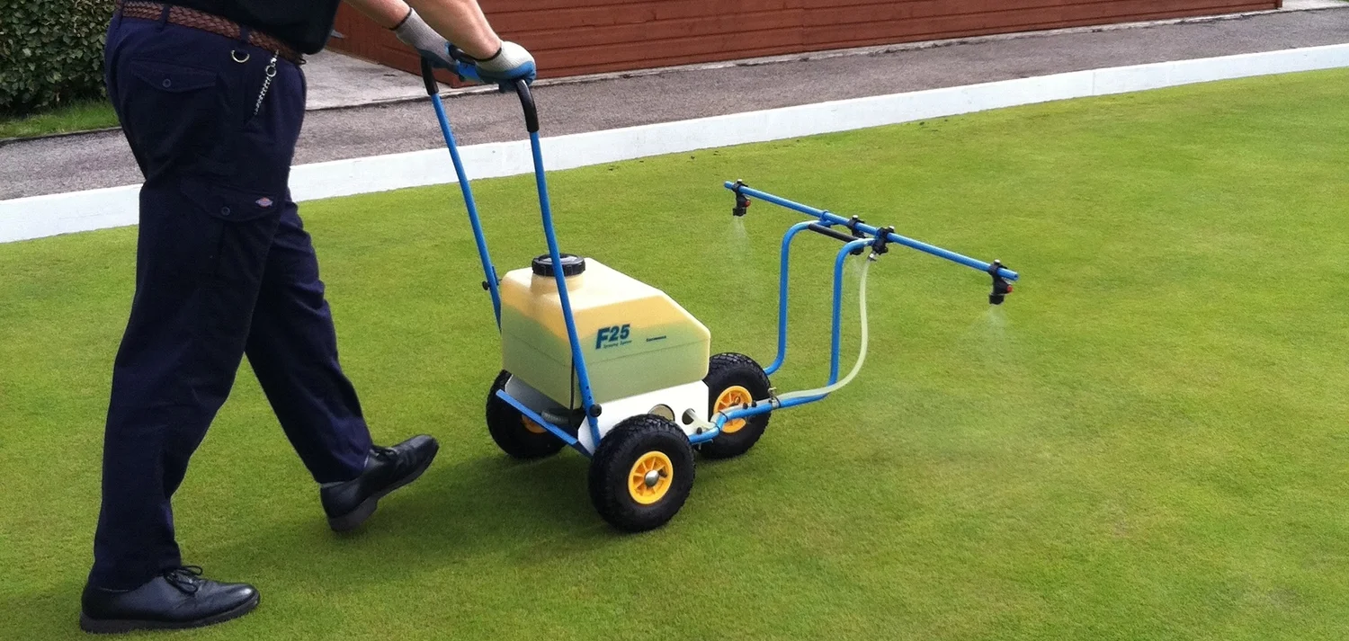Bowling Green Spraying — Turfgear
