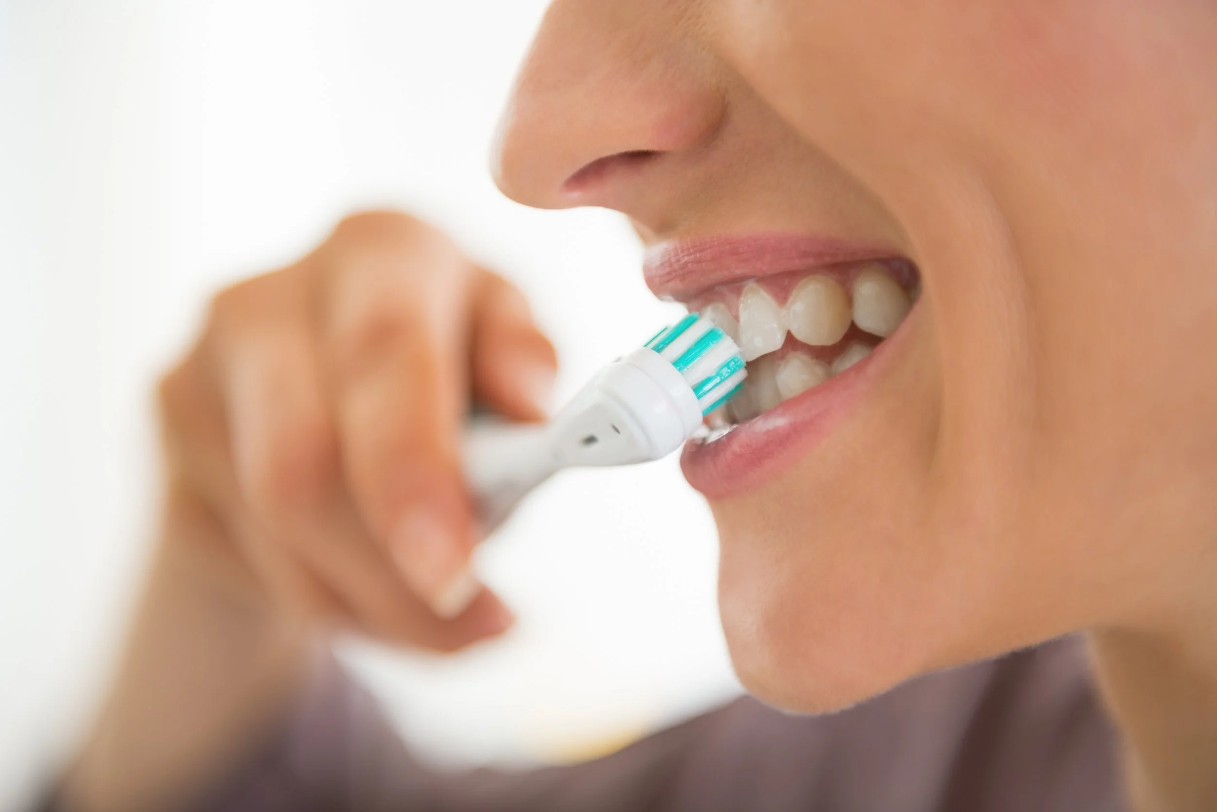 The Hidden Secret of Dental Health: A Leading Cosmetic Dentist’s Perspective on Brushing