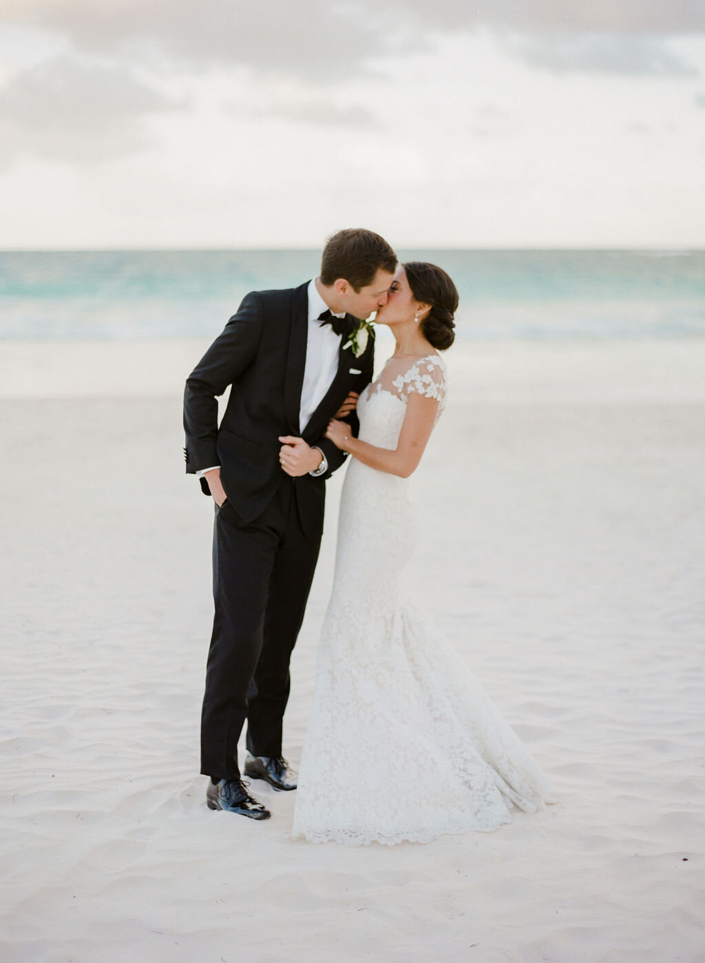 JulieCate_Erica & Rob - Harbour Island Bahamas-30.jpg