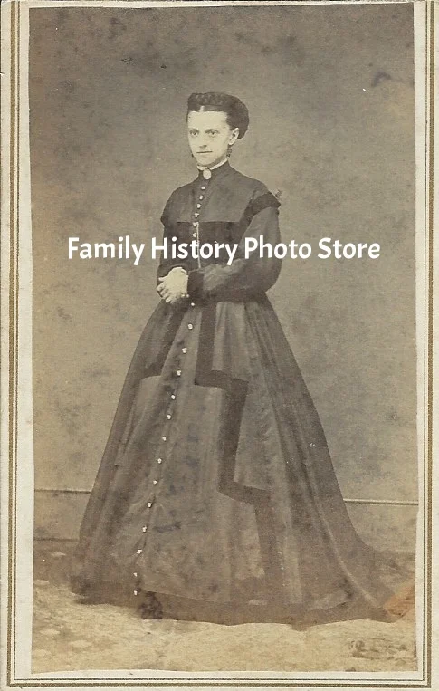 Julia M (Havens) Hemmingway