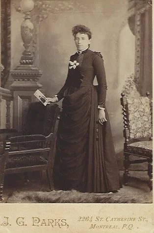 Angeline L (Hope) Dunbar