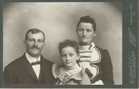 Magdeline 'Lena' (Friedrich) Mehringer