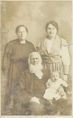 Theodosia Lalulu (Payne) Warwick