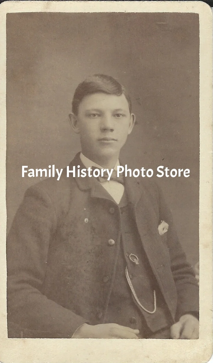 Lloyd Browning Waggoner