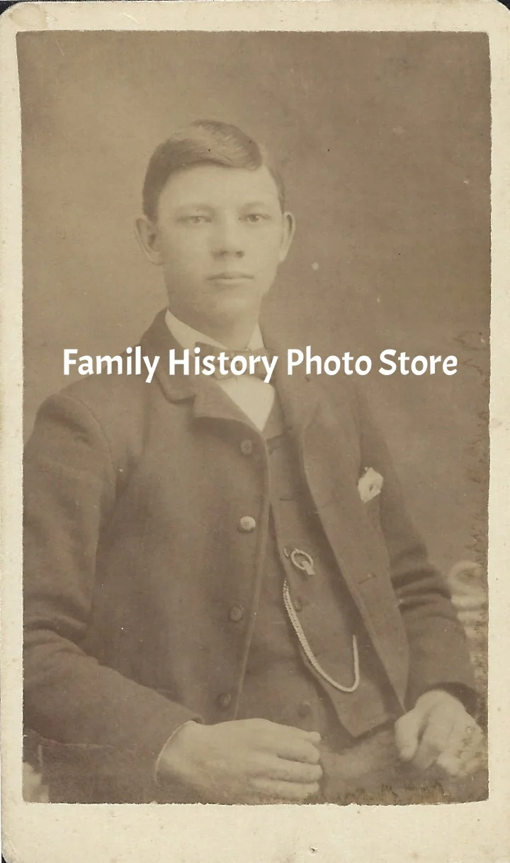 Lloyd Browning Waggoner